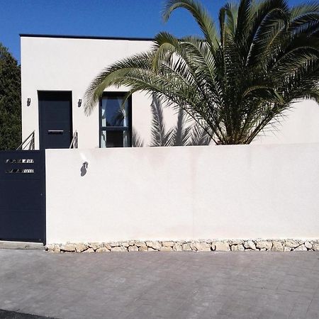 Villa Lynn Fanadix Exterior photo